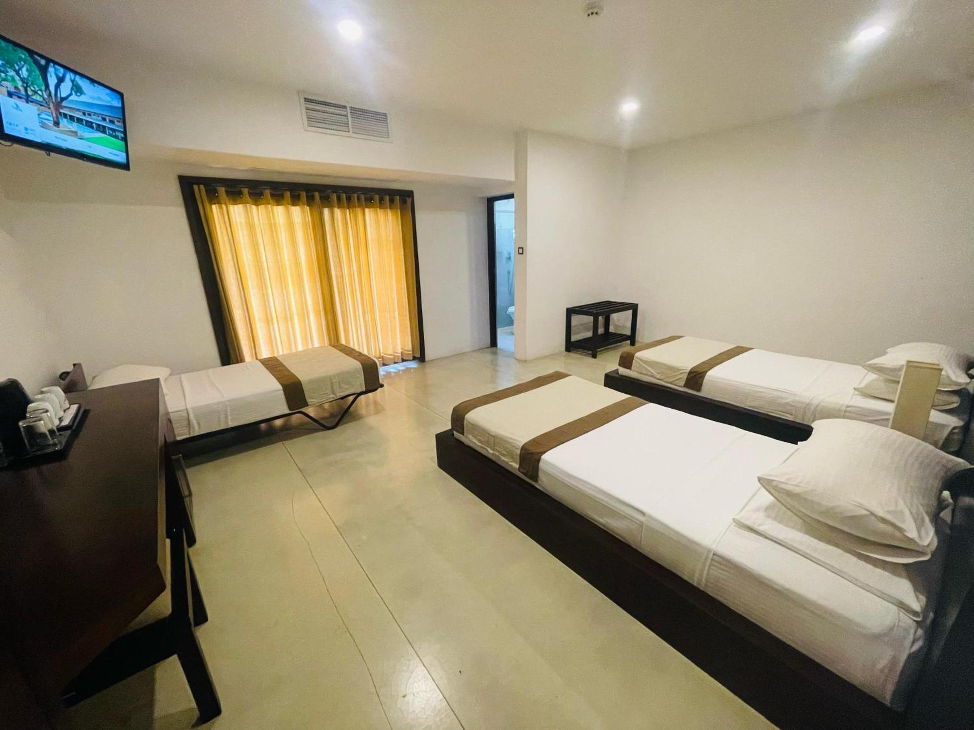Rajarata Hotel Anuradhapura Εξωτερικό φωτογραφία