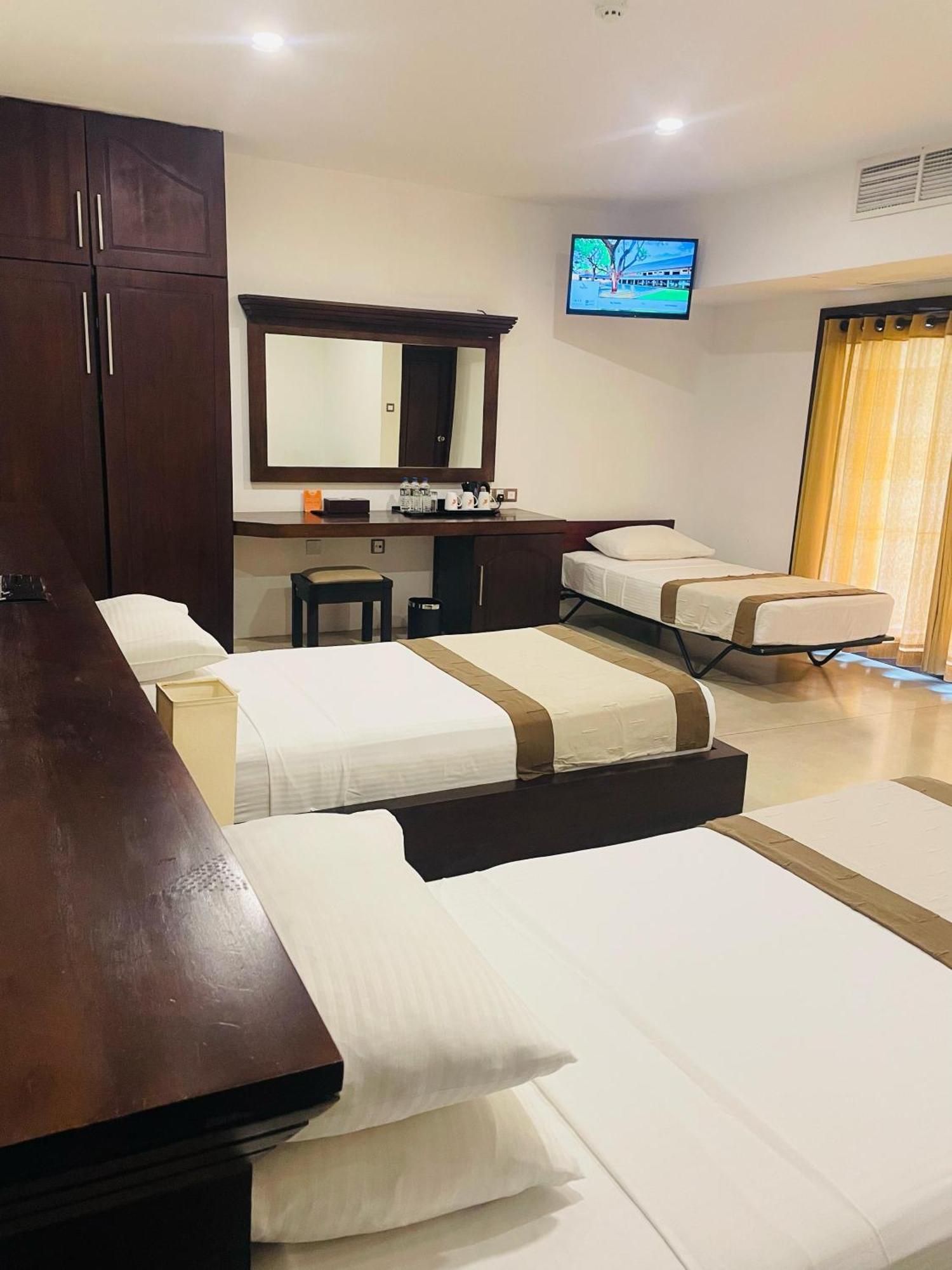 Rajarata Hotel Anuradhapura Εξωτερικό φωτογραφία