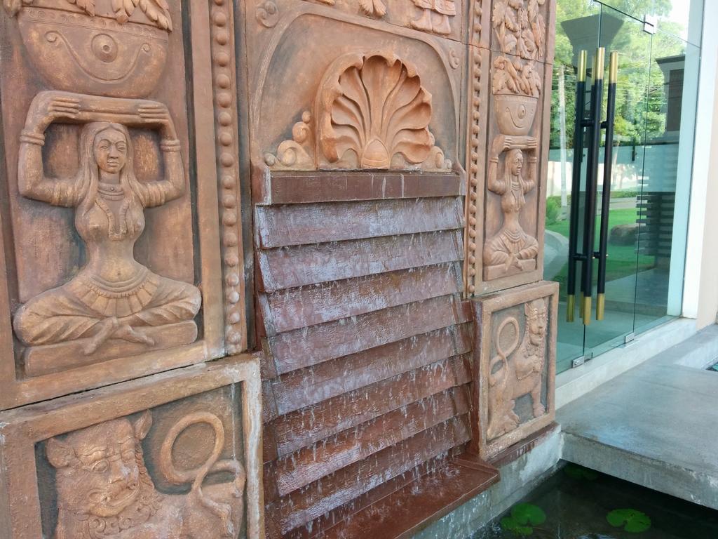 Rajarata Hotel Anuradhapura Εξωτερικό φωτογραφία